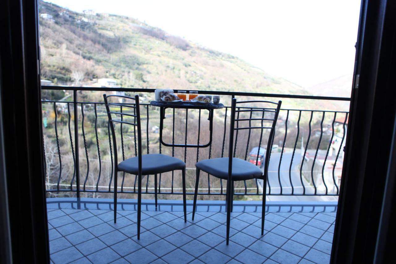Appartement Rosy House - Hospitality à Pimonte Extérieur photo
