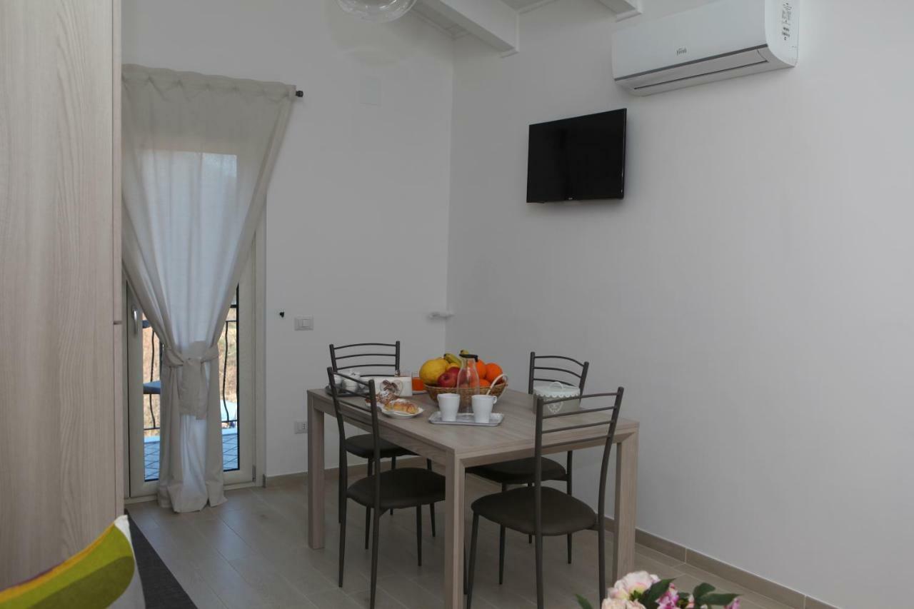 Appartement Rosy House - Hospitality à Pimonte Extérieur photo